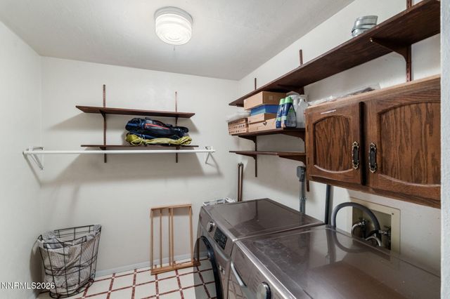 21845 Adobe Road, Reno, NV 89521