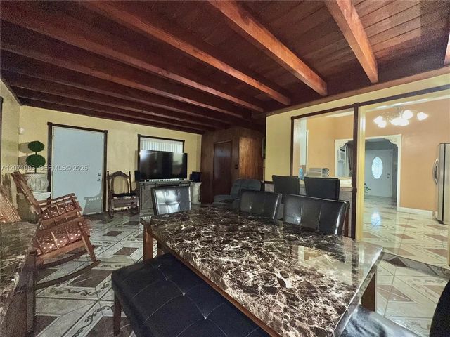 12550 NW 1st Avenue, North Miami, FL 33168