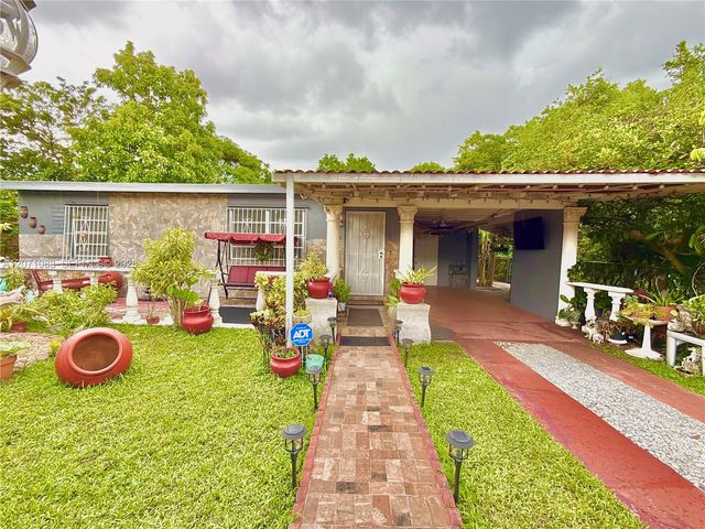 12550 NW 1st Avenue, North Miami, FL 33168