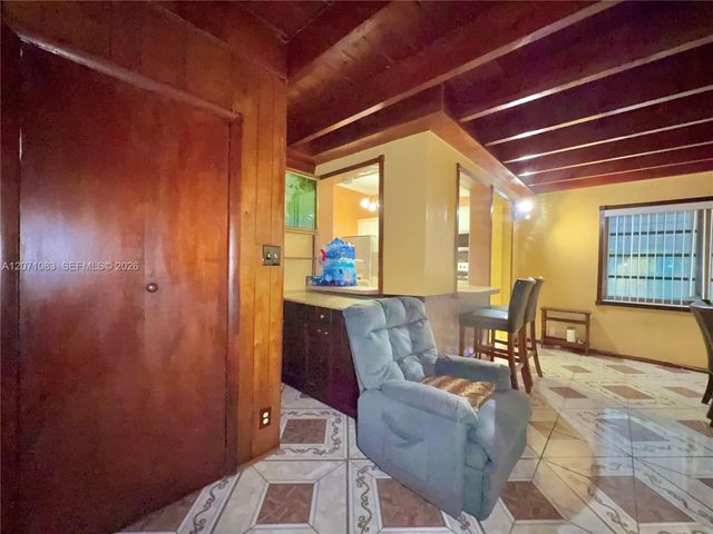 12550 NW 1st Avenue, North Miami, FL 33168
