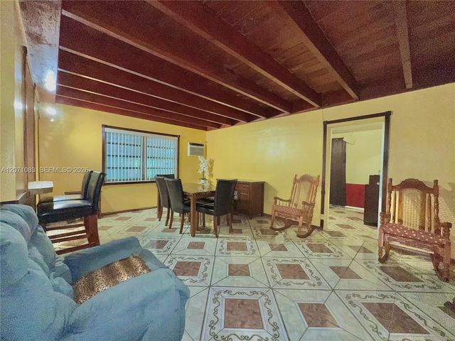12550 NW 1st Avenue, North Miami, FL 33168