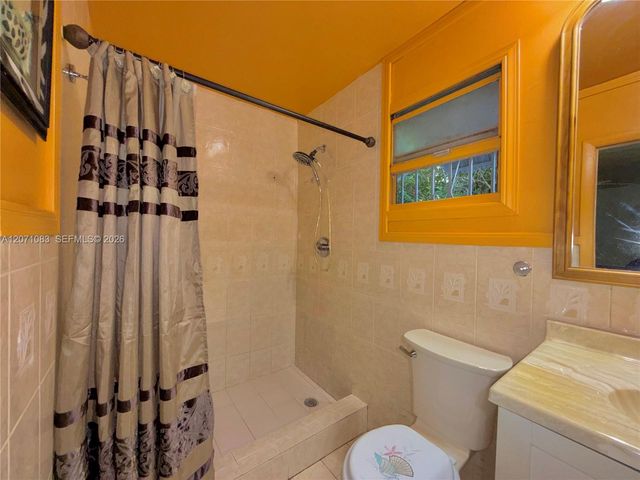 12550 NW 1st Avenue, North Miami, FL 33168