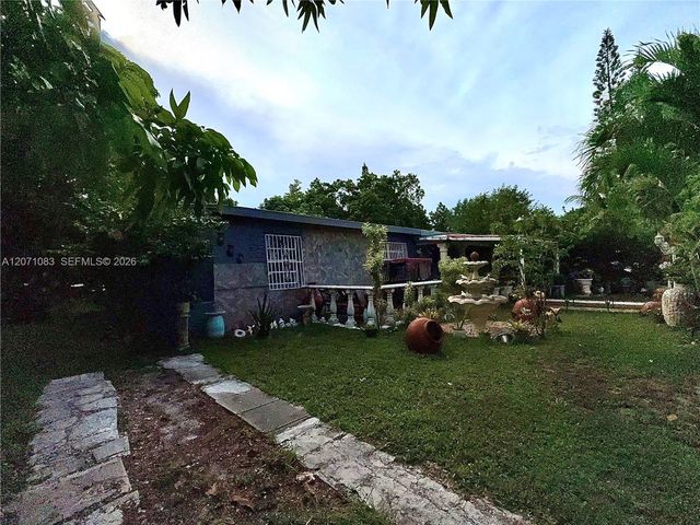 12550 NW 1st Avenue, North Miami, FL 33168