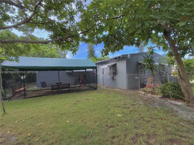 12550 NW 1st Avenue, North Miami, FL 33168