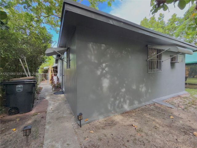 12550 NW 1st Avenue, North Miami, FL 33168
