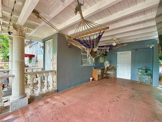 12550 NW 1st Avenue, North Miami, FL 33168