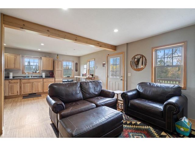 4202 E Zachau Road, Superior, WI 54880