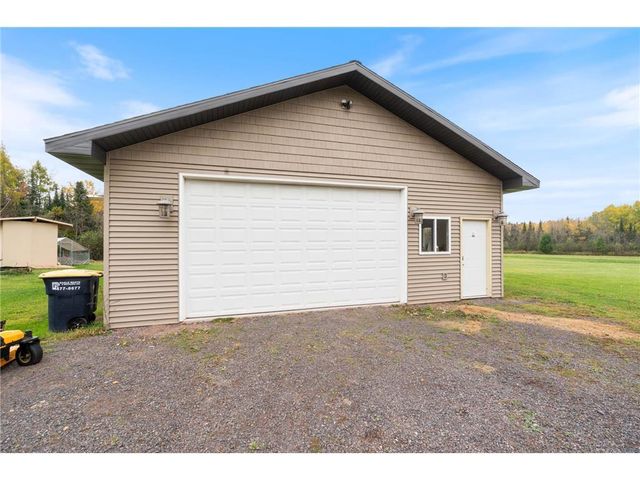4202 E Zachau Road, Superior, WI 54880