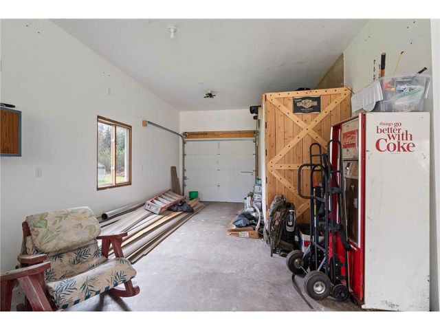 4202 E Zachau Road, Superior, WI 54880