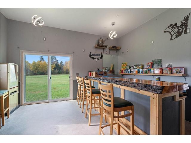 4202 E Zachau Road, Superior, WI 54880