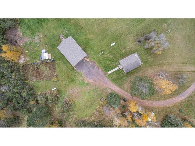 4202 E Zachau Road, Superior, WI 54880