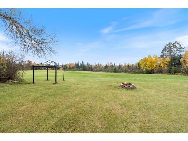 4202 E Zachau Road, Superior, WI 54880