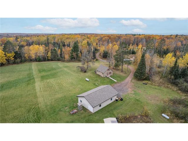 4202 E Zachau Road, Superior, WI 54880
