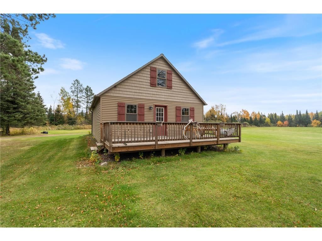 4202 E Zachau Road, Superior, WI 54880