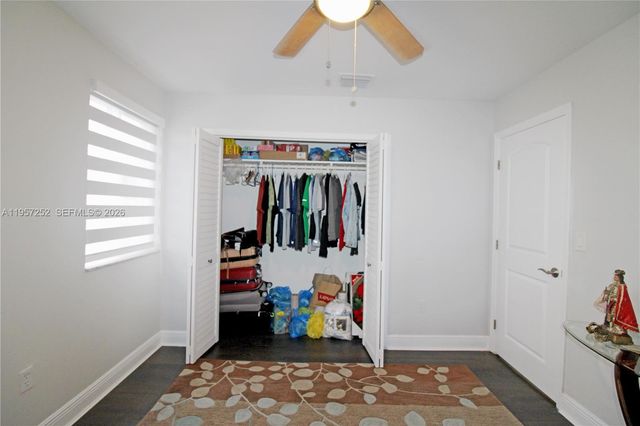 8172 SW 163rd Ct, Miami, FL 33193