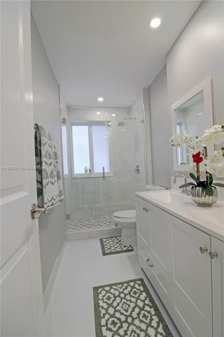 8172 SW 163rd Ct, Miami, FL 33193