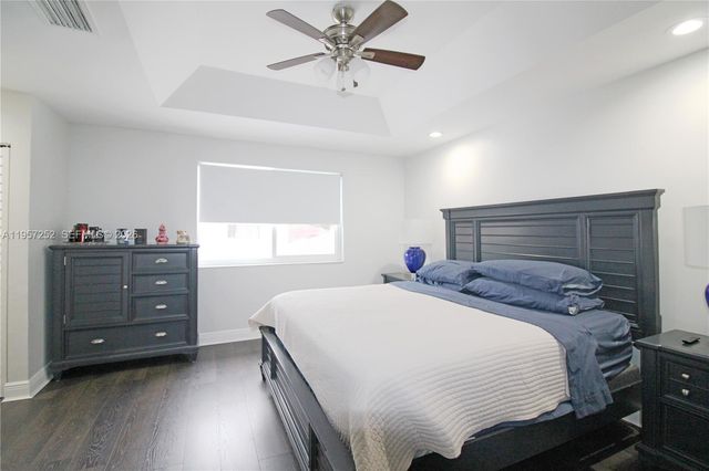 8172 SW 163rd Ct, Miami, FL 33193