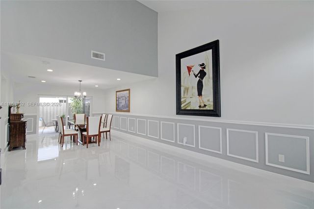 8172 SW 163rd Ct, Miami, FL 33193