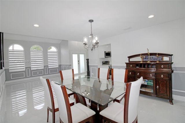 8172 SW 163rd Ct, Miami, FL 33193