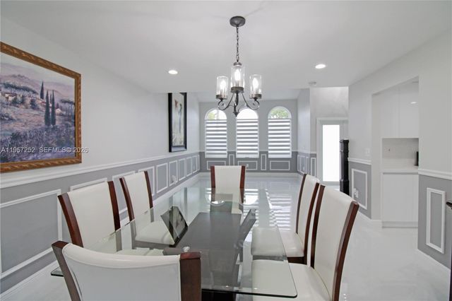 8172 SW 163rd Ct, Miami, FL 33193