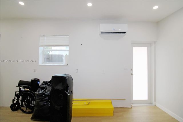 8172 SW 163rd Ct, Miami, FL 33193