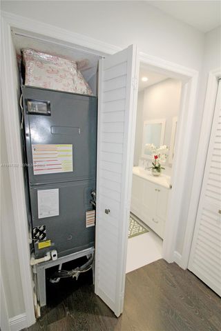 8172 SW 163rd Ct, Miami, FL 33193