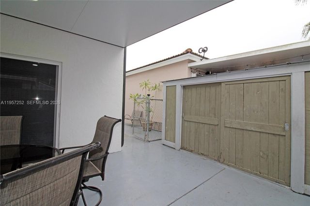 8172 SW 163rd Ct, Miami, FL 33193