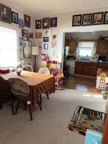 710 E 14th Ave, Winfield, KS 67156