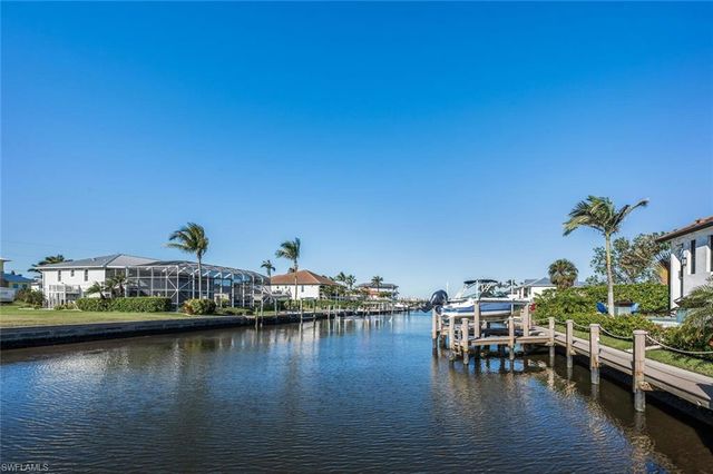 4851 Esplanade ST, Bonita Springs, FL 34134