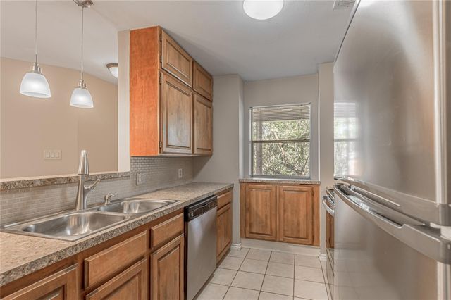 2404 Sycamore Avenue A-4, Huntsville, TX 77340