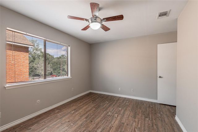 2404 Sycamore Avenue A-4, Huntsville, TX 77340