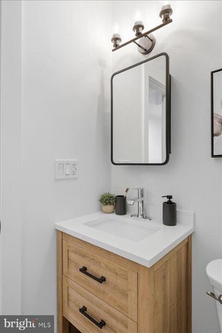 820 13TH ST NE, Washington, DC 20002