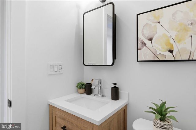 820 13TH ST NE, Washington, DC 20002