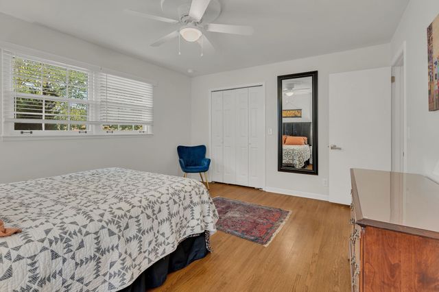 166 Oak Valley Dr, Nashville, TN 37207