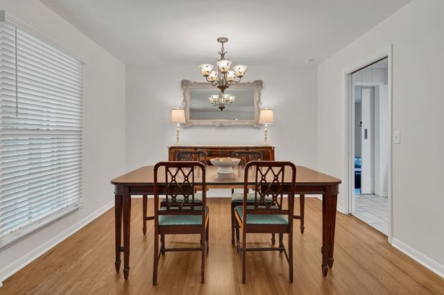 166 Oak Valley Dr, Nashville, TN 37207