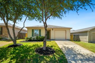 11438 Country Cyn, San Antonio, TX 78252