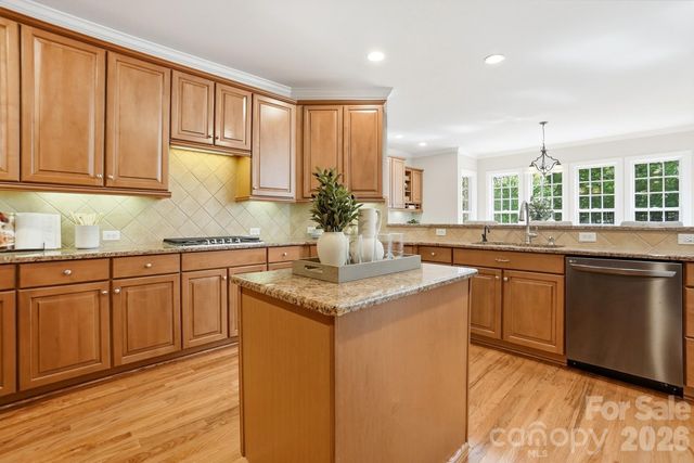 507 Five Leaf Lane, Waxhaw, NC 28173
