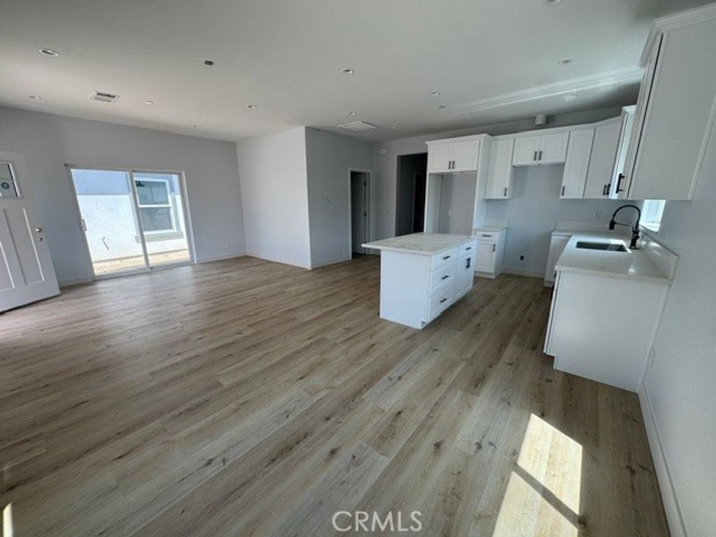 Image 12 of property listing at 7242 Valley View, Buena Park, CA 90620