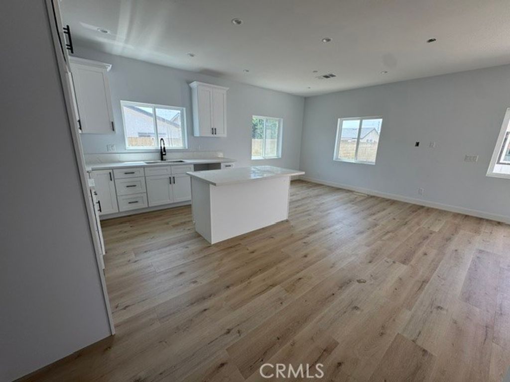 Image 16 of property listing at 7242 Valley View, Buena Park, CA 90620