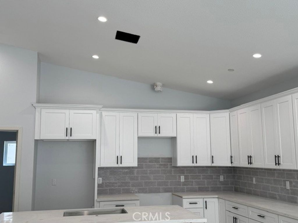 Image 9 of property listing at 7242 Valley View, Buena Park, CA 90620