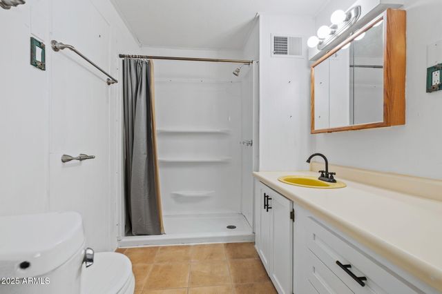 120 N VAL VISTA Drive 202, Mesa, AZ 85213