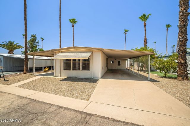 120 N VAL VISTA Drive 202, Mesa, AZ 85213