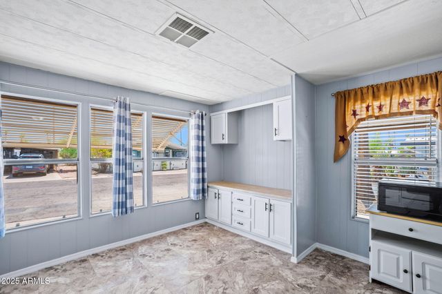 120 N VAL VISTA Drive 202, Mesa, AZ 85213