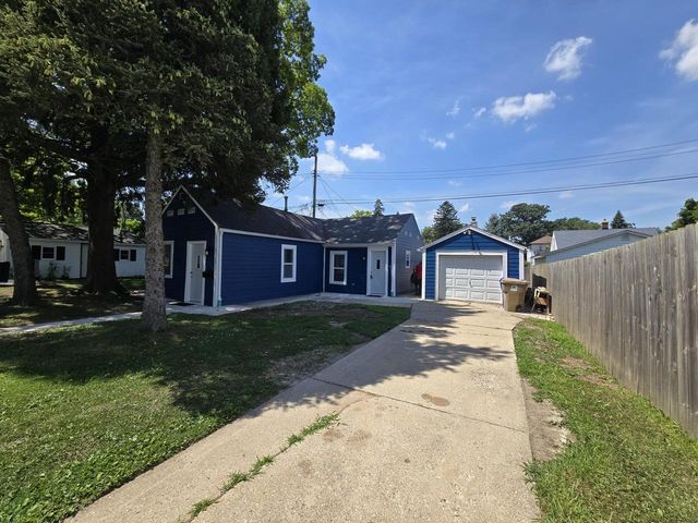 5722 36th AVENUE, Kenosha, WI 53144