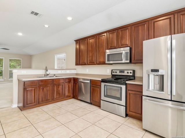 126 Lindseys Cove, San Antonio, TX 78258