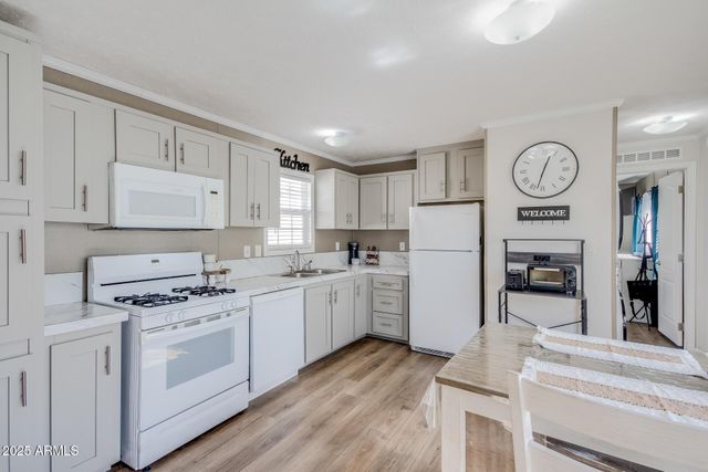 2605 W Van Buren Street Lot 104, Phoenix, AZ 85009