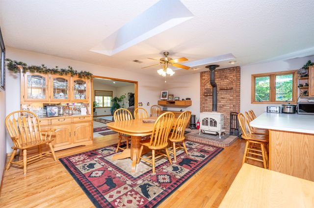 2554 S Fordney Road, Hemlock, MI 48626