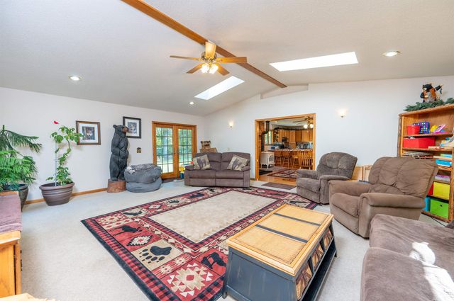 2554 S Fordney Road, Hemlock, MI 48626