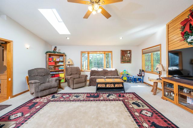 2554 S Fordney Road, Hemlock, MI 48626