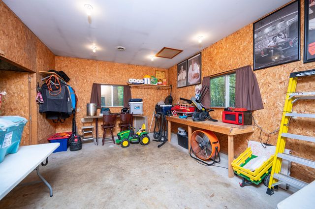 2554 S Fordney Road, Hemlock, MI 48626